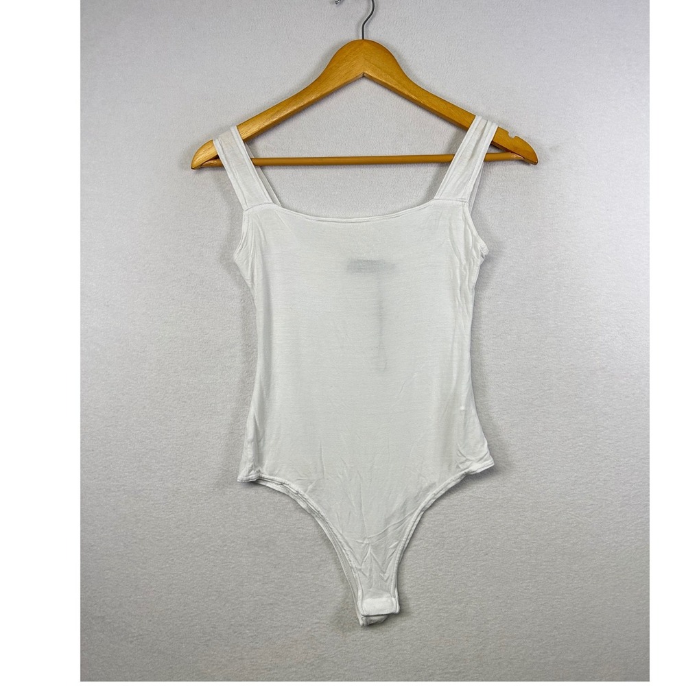 PRETTYLITTLETHING White Square Neck Spaghetti Strap Thong Bodysuit Women Size 4
